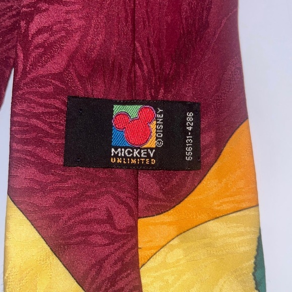 Disney Unlimited Mens Necktie Goofy Golfing Novelty vintage - Picture 3 of 3